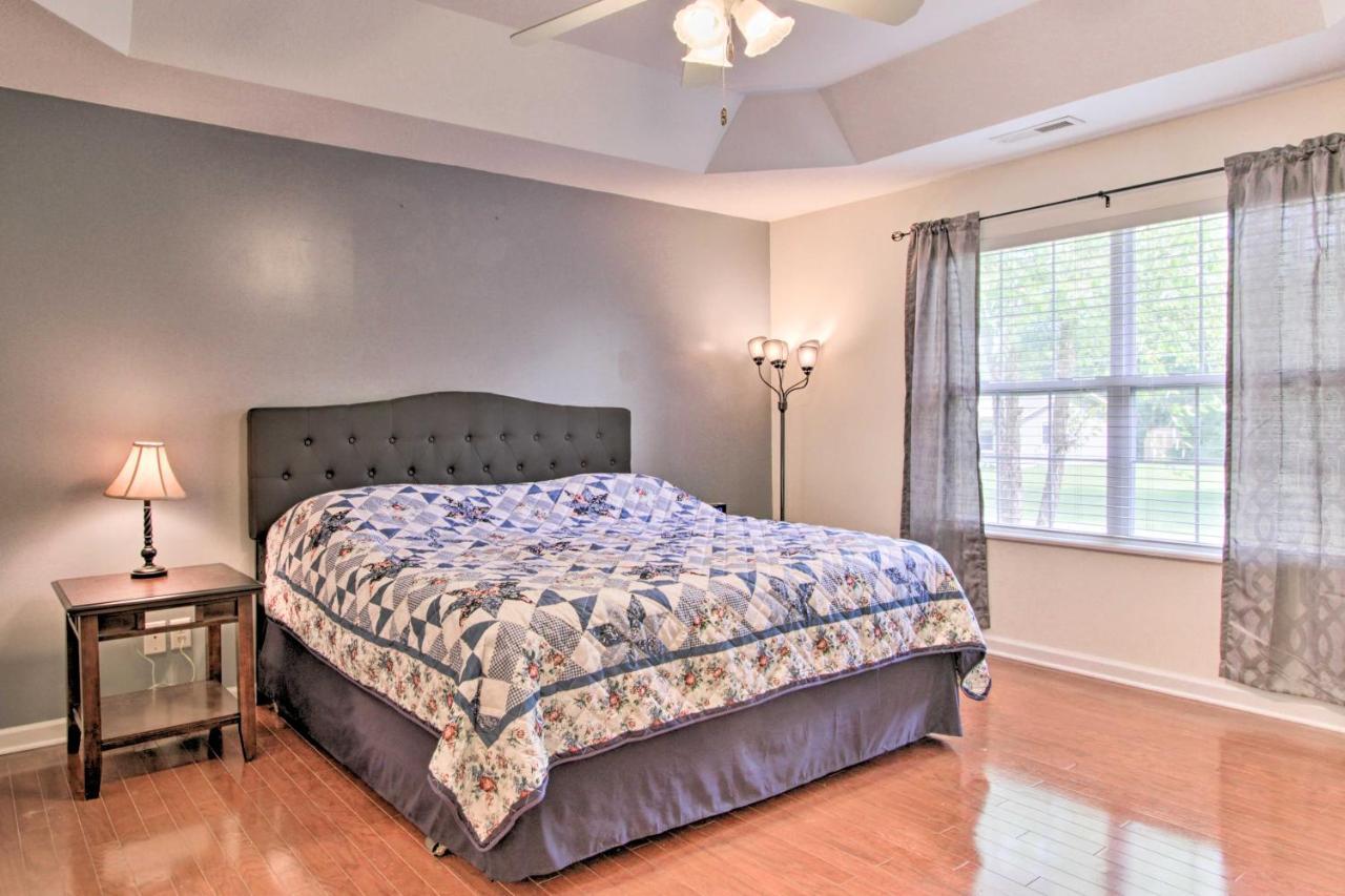 Home With Community Pool - 2 Miles To The Island! Pigeon Forge Exteriör bild